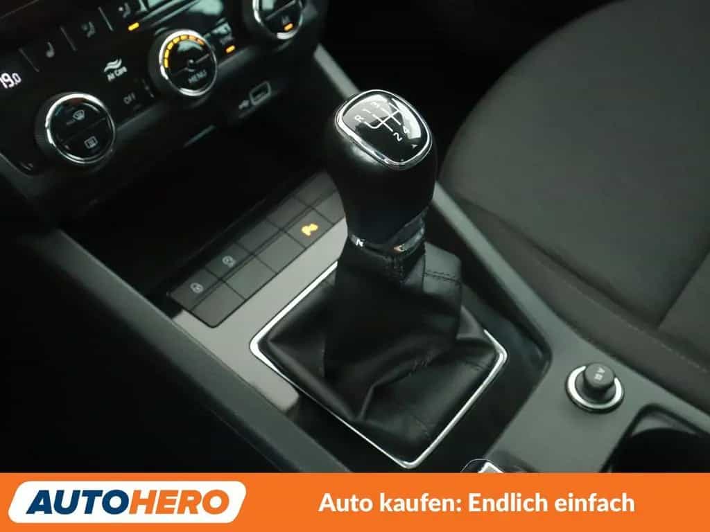 Skoda Octavia 1.4 TSI Style*NAVI*PDC*TEMPO*SHZ* 03/2018-photo-24