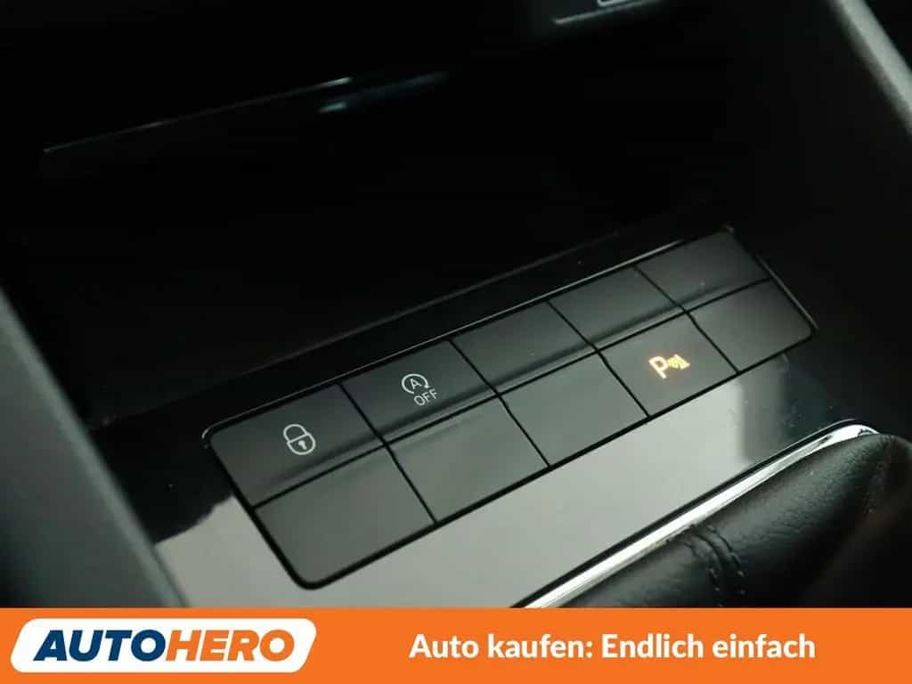 Skoda Octavia 1.4 TSI Style*NAVI*PDC*TEMPO*SHZ* 03/2018-photo-25