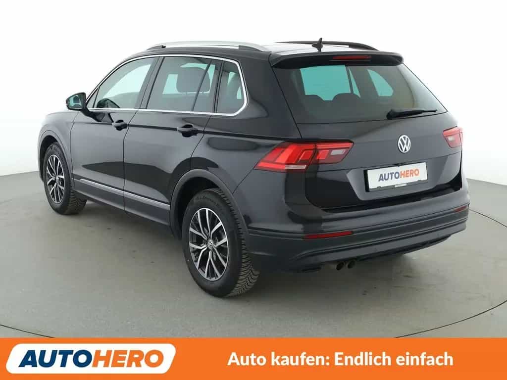 Volkswagen Tiguan 1.5 TSI ACT Comfortline BMT Aut.*NAVI*LED 07/2019-photo-3