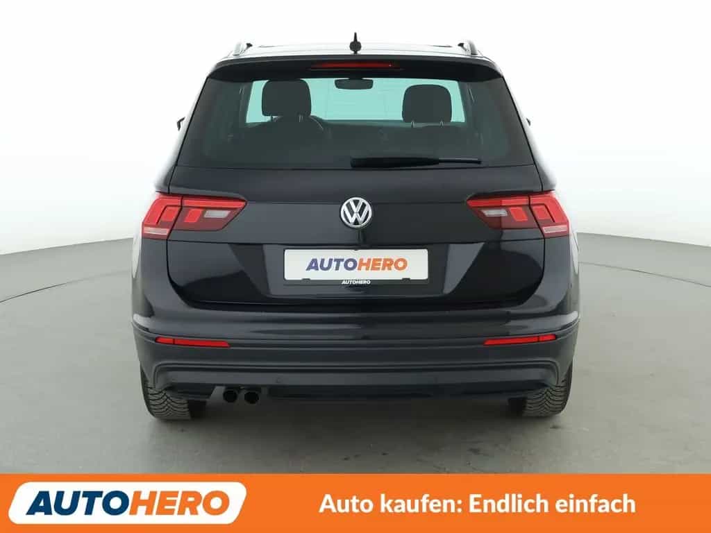 Volkswagen Tiguan 1.5 TSI ACT Comfortline BMT Aut.*NAVI*LED 07/2019-photo-4