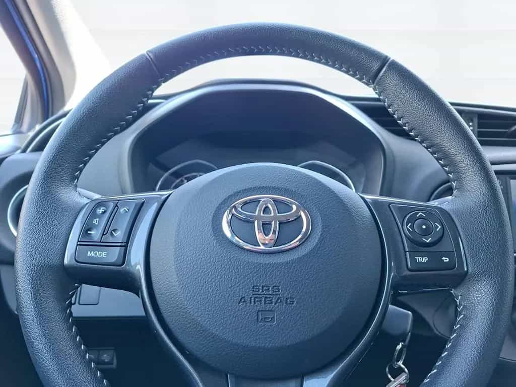 Toyota Yaris 1.5 VVT-i Club Y20 +Apple CarPlay +Android 10/2019-photo-10
