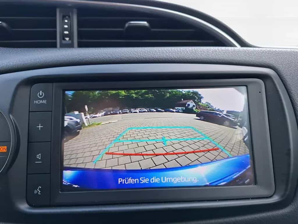Toyota Yaris 1.5 VVT-i Club Y20 +Apple CarPlay +Android 10/2019-photo-12