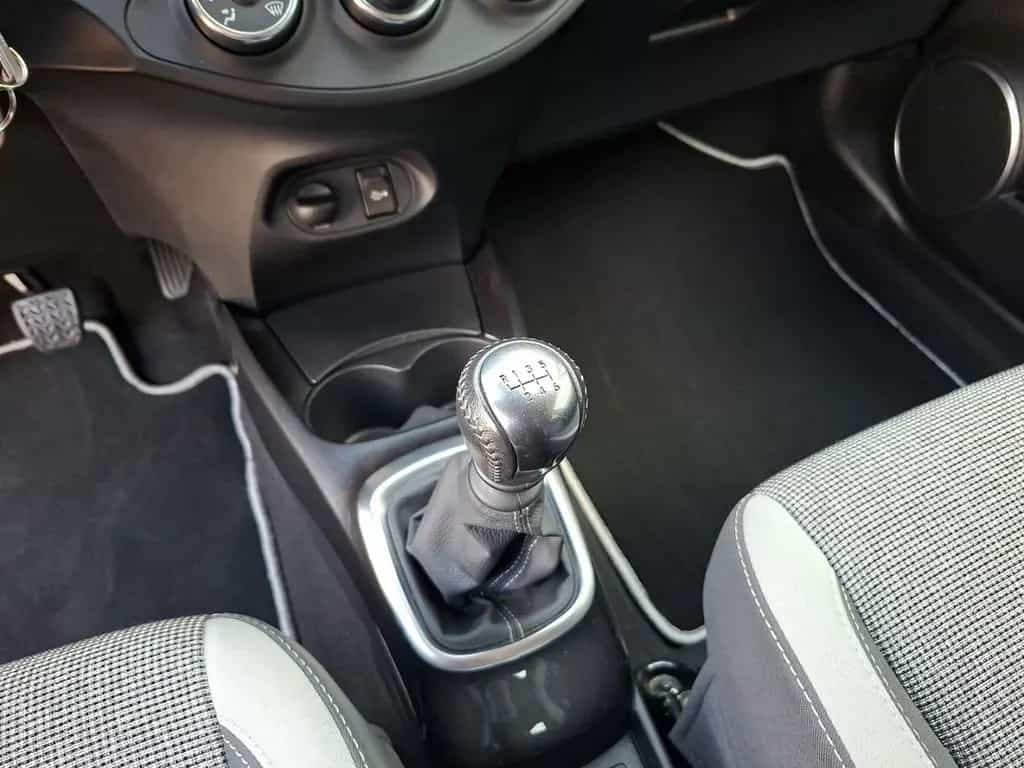Toyota Yaris 1.5 VVT-i Club Y20 +Apple CarPlay +Android 10/2019-photo-13