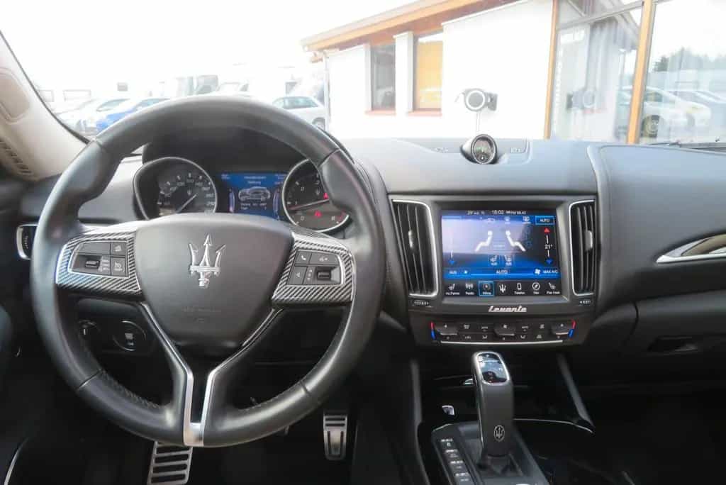 Maserati Levante Diesel Q4 *Schiebedach* 11/2018-photo-12