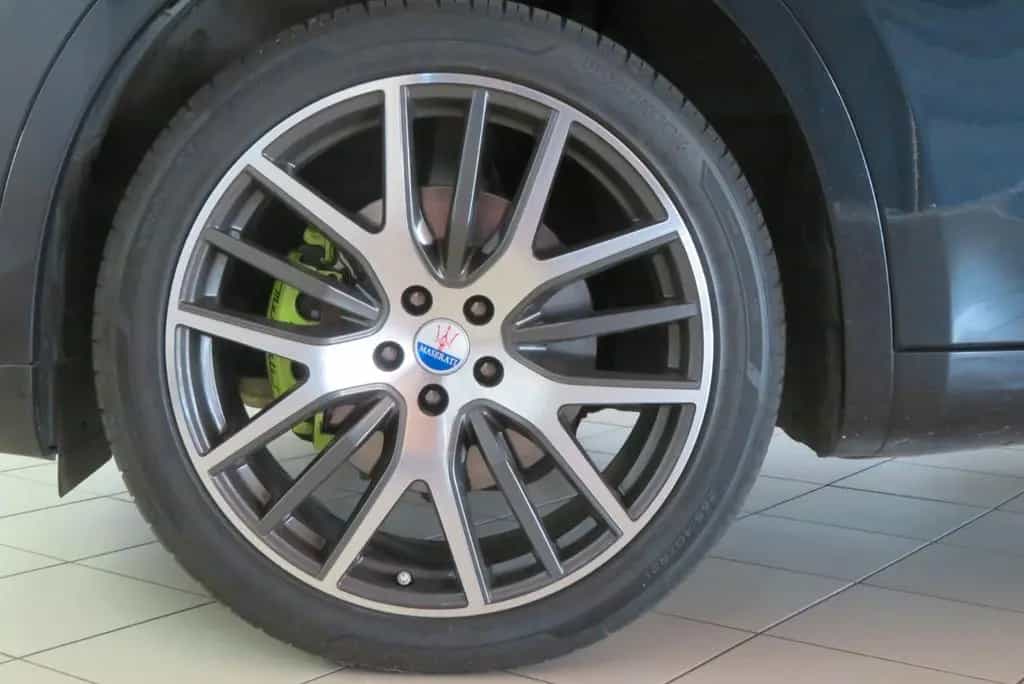 Maserati Levante Diesel Q4 *Schiebedach* 11/2018-photo-23