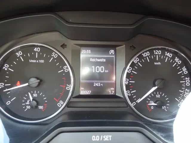 Skoda Octavia Combi Joy 04/2016-photo-12