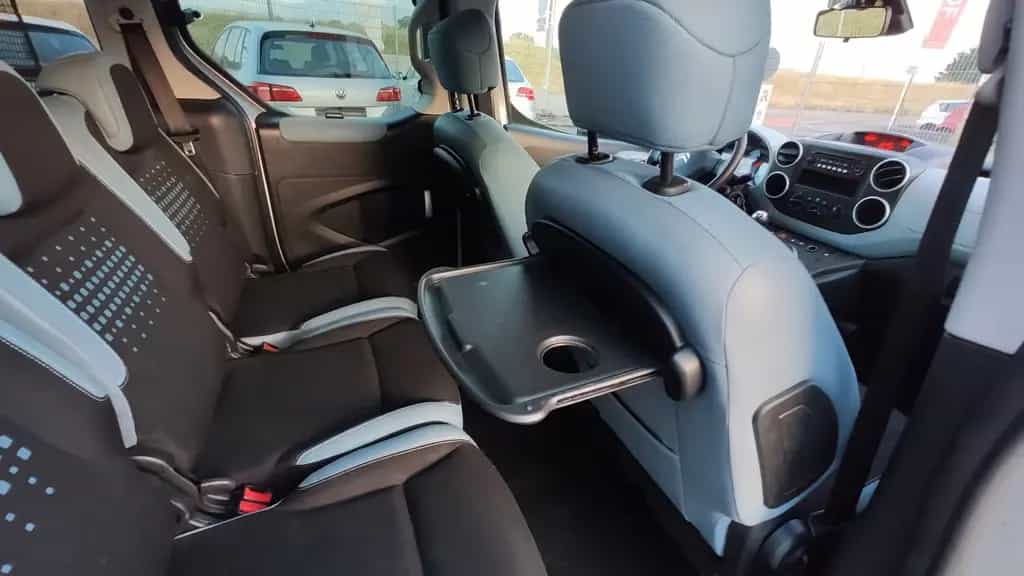 Citroën Berlingo Selection Klima*AHK*PDC*Allwetterreifen 08/2013-photo-20