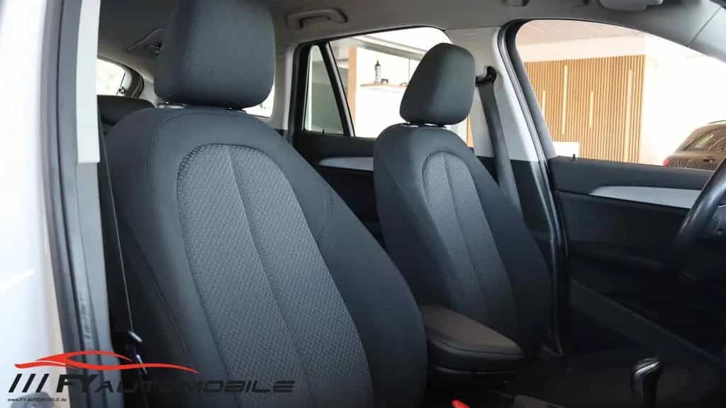 BMW X1 sDrive 18 i Advantage 03/2018-photo-17