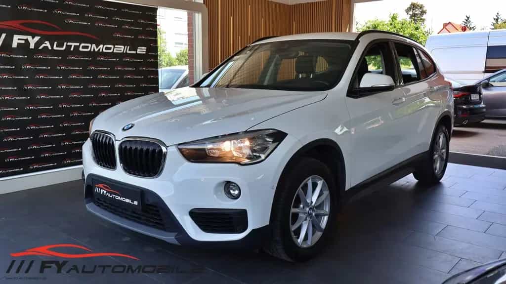 BMW X1 sDrive 18 i Advantage 03/2018-photo-2