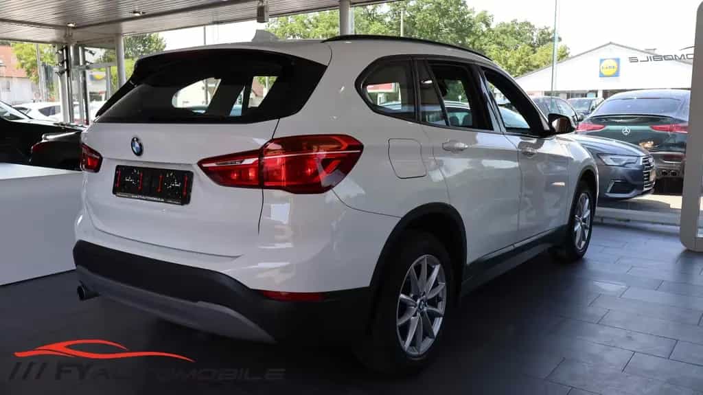 BMW X1 sDrive 18 i Advantage 03/2018-photo-6