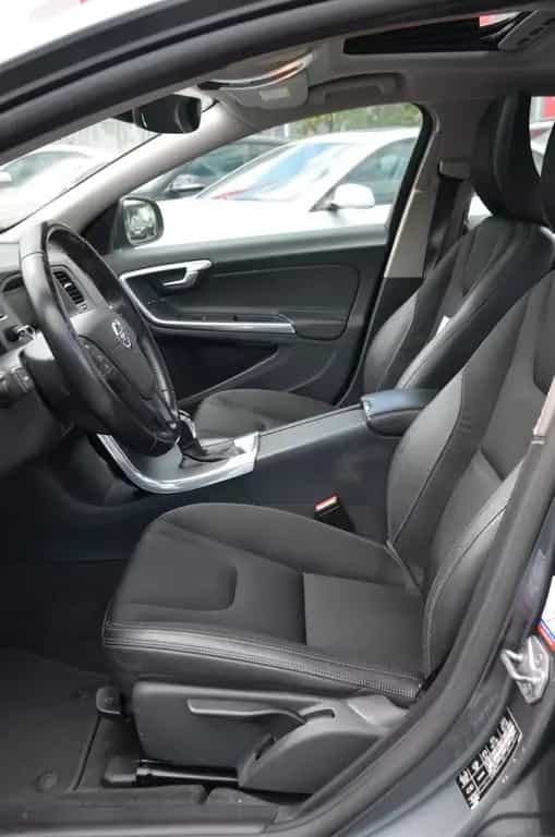 Volvo S60 Lim. Kinetic*KAMERA*LED*NAVI*AUTOM*TOP 11/2016-photo-11