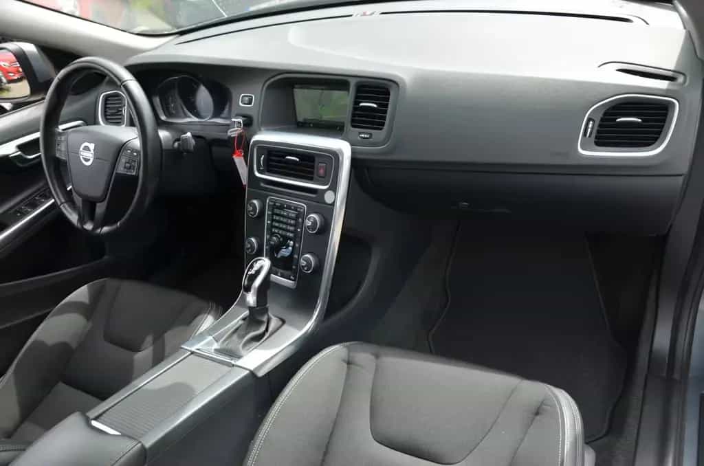 Volvo S60 Lim. Kinetic*KAMERA*LED*NAVI*AUTOM*TOP 11/2016-photo-14