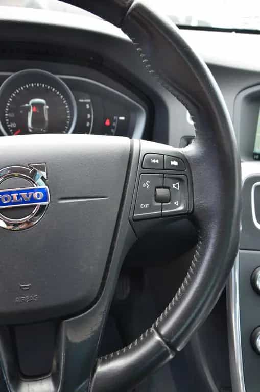 Volvo S60 Lim. Kinetic*KAMERA*LED*NAVI*AUTOM*TOP 11/2016-photo-21