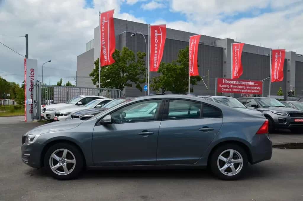 Volvo S60 Lim. Kinetic*KAMERA*LED*NAVI*AUTOM*TOP 11/2016-photo-9