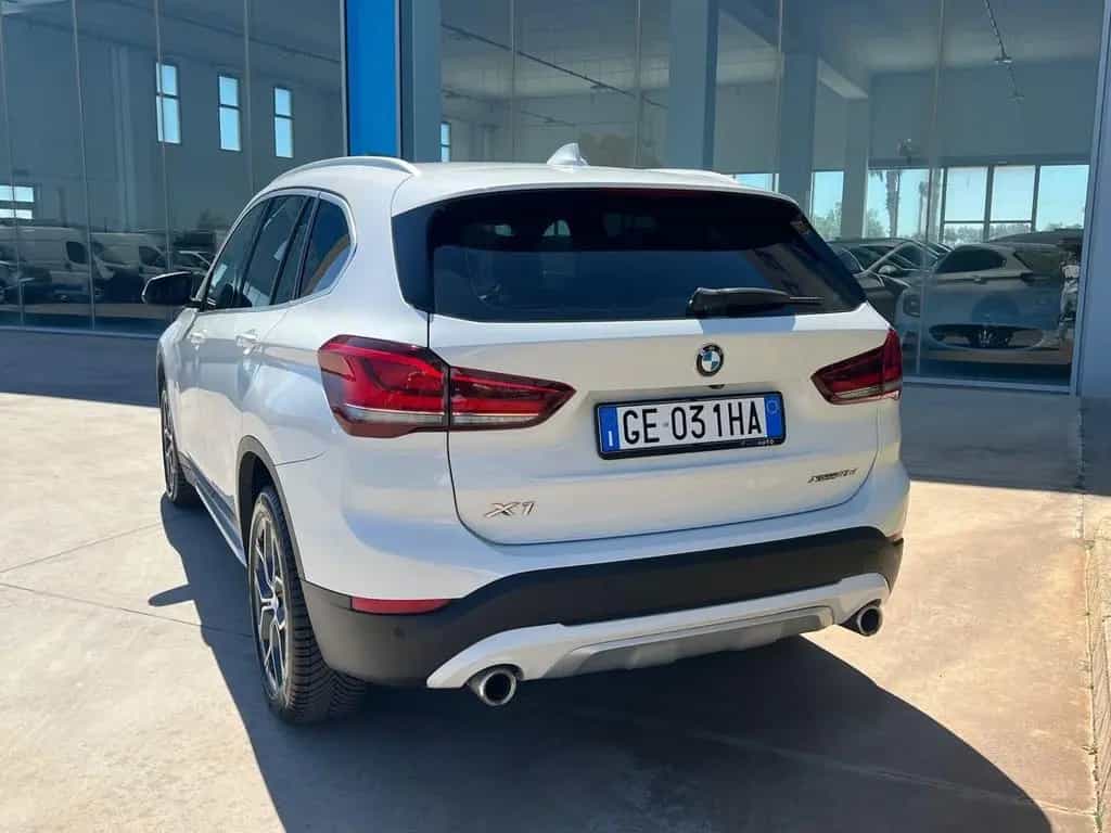 BMW X1 Bmw X1 xDrive18d xLine Plus 03/2021-photo-3