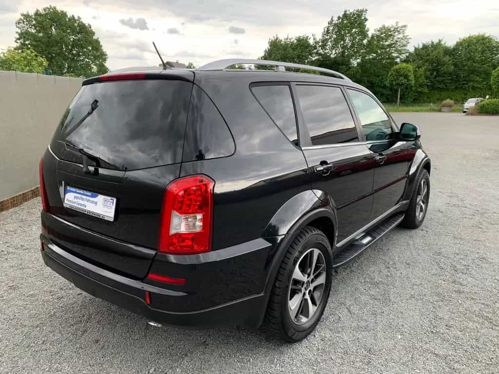 Ssangyong REXTON 2.2 eXDi 220 Sapphire 4WD/Leder/Garantie* 12/2017-photo-2