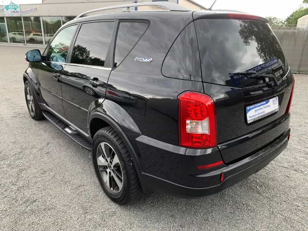 Ssangyong REXTON 2.2 eXDi 220 Sapphire 4WD/Leder/Garantie* 12/2017-photo-3