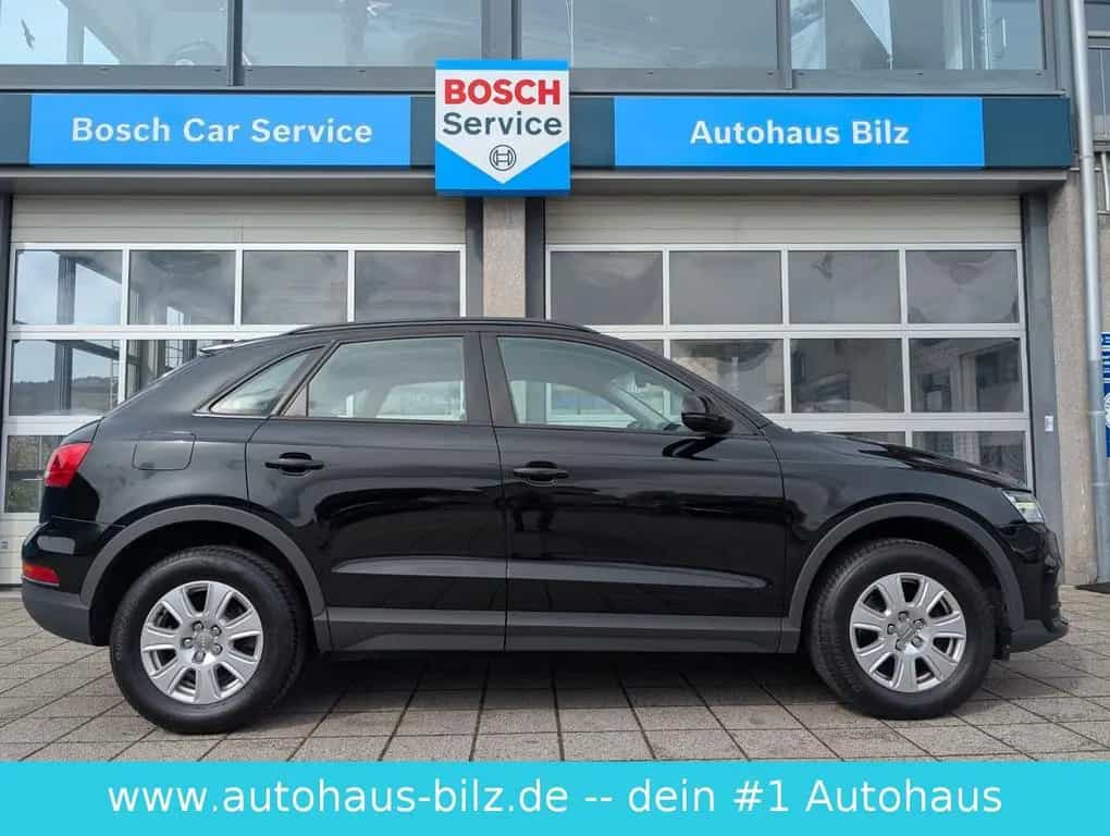 Audi Q3 1.4 Sport Automatik *LED*AHK*Navi* 01/2018-photo-1