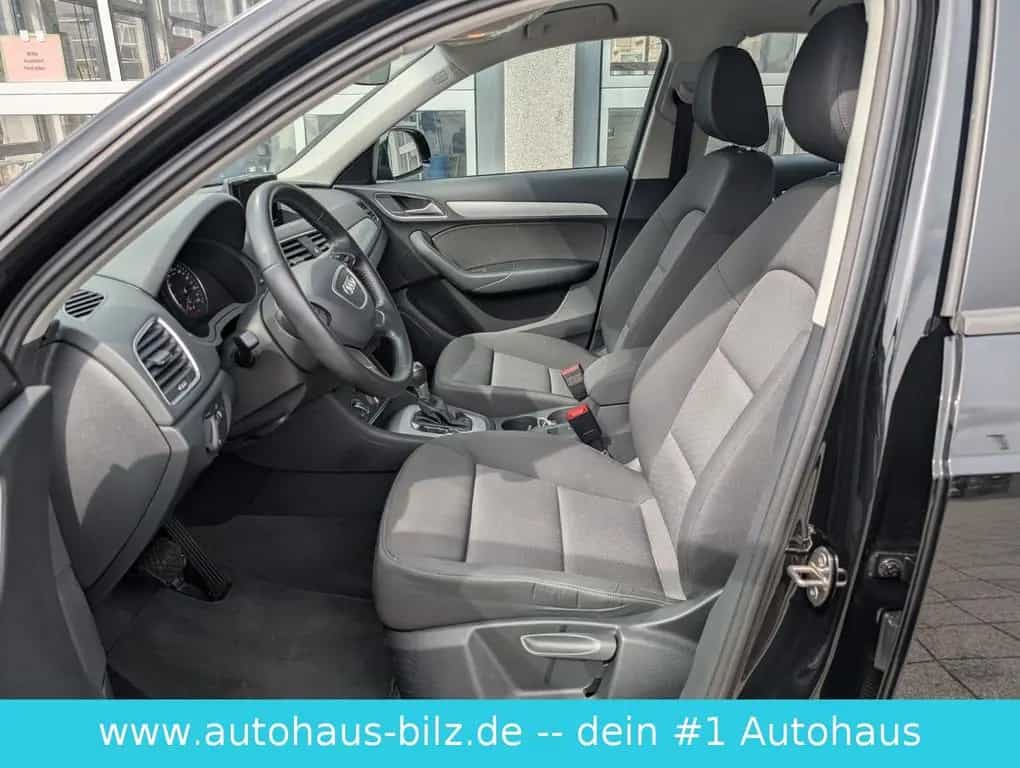 Audi Q3 1.4 Sport Automatik *LED*AHK*Navi* 01/2018-photo-15