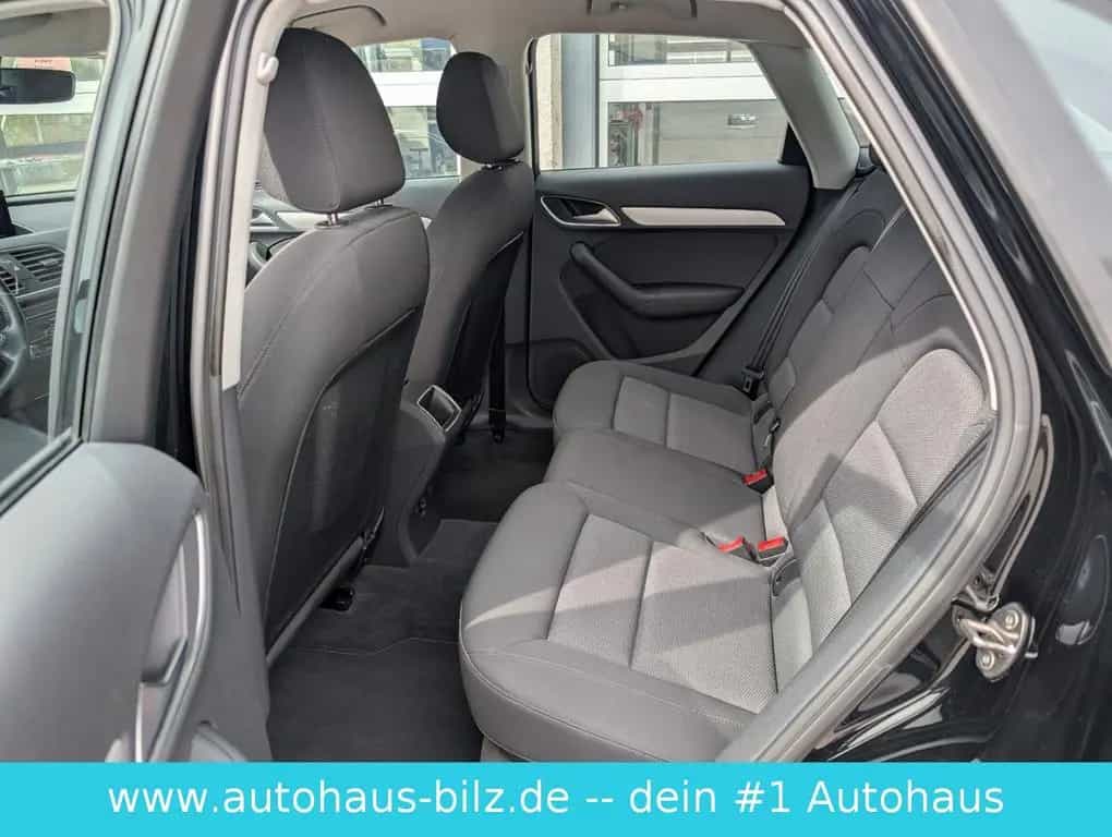 Audi Q3 1.4 Sport Automatik *LED*AHK*Navi* 01/2018-photo-18