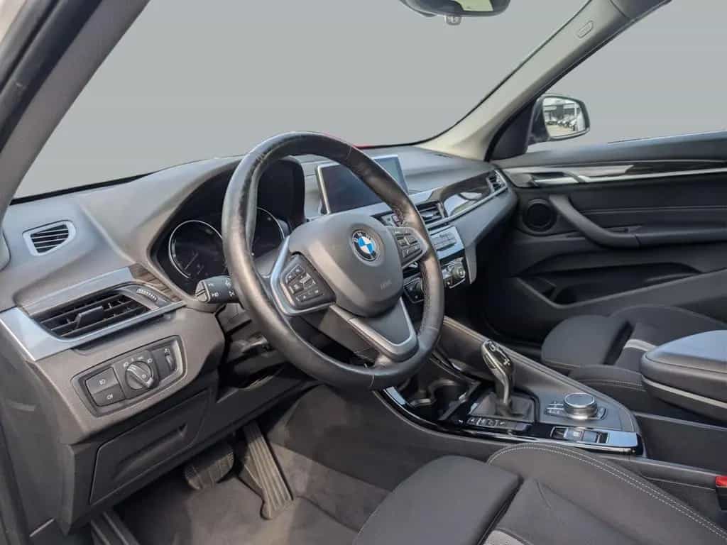 BMW X1 sDrive20i Sport Line Sport Line | AHK RFK BT 09/2018-photo-14