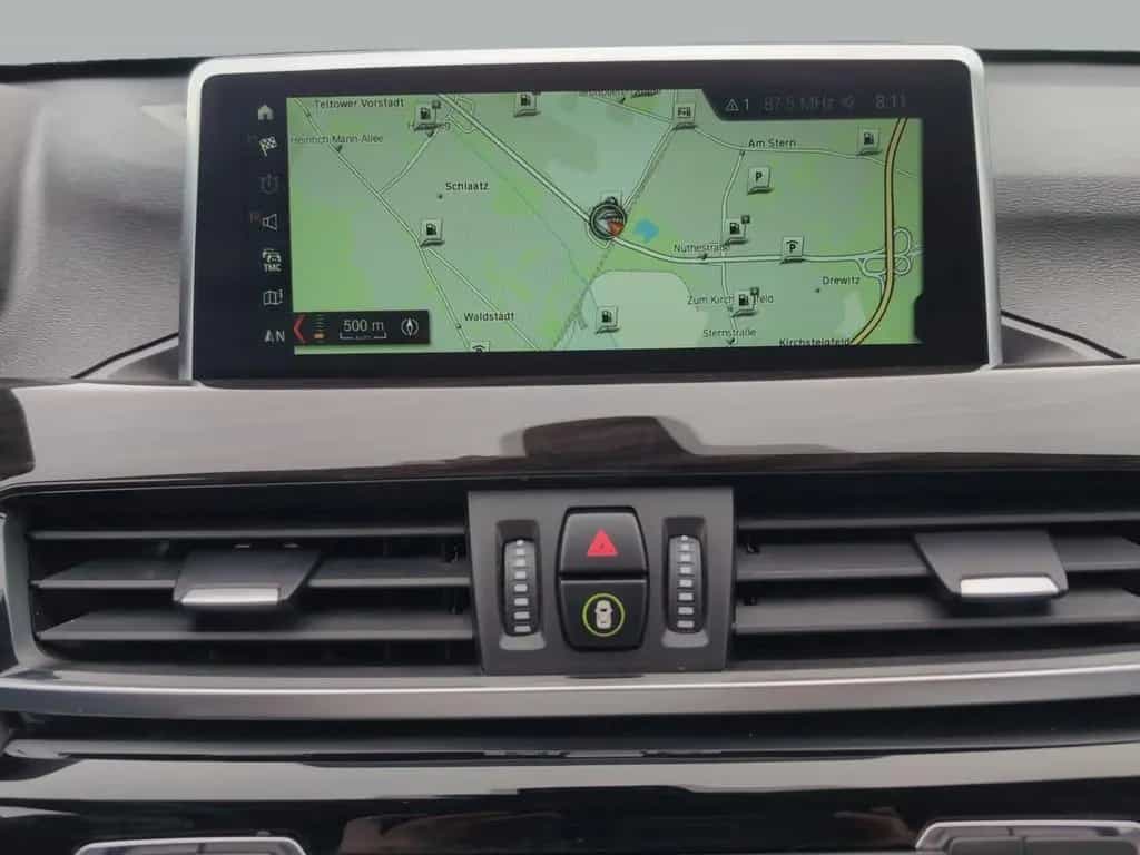 BMW X1 sDrive20i Sport Line Sport Line | AHK RFK BT 09/2018-photo-18