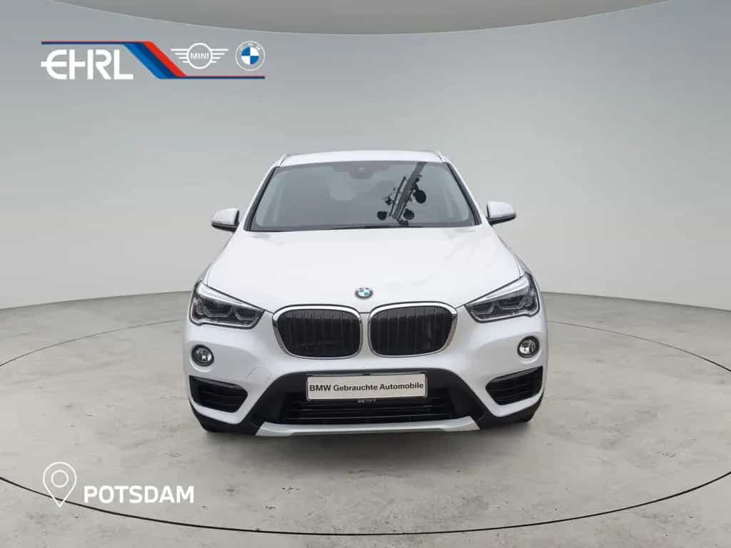 BMW X1 sDrive20i Sport Line Sport Line | AHK RFK BT 09/2018-photo-2