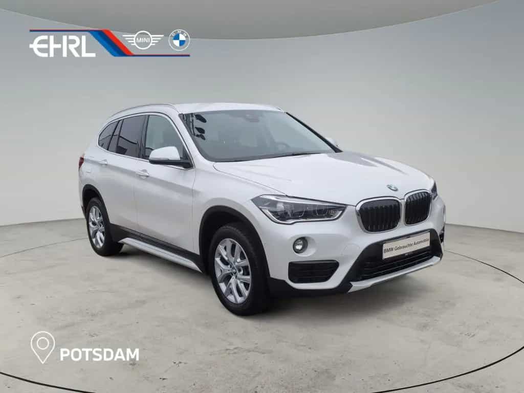 BMW X1 sDrive20i Sport Line Sport Line | AHK RFK BT 09/2018-photo-3