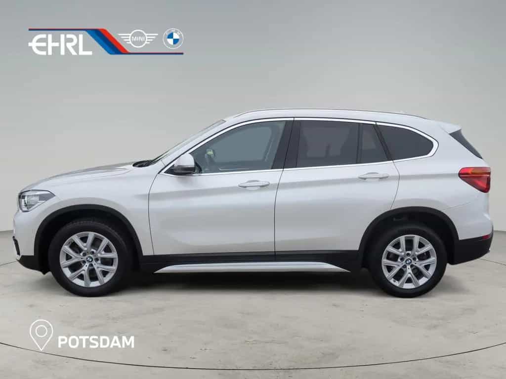 BMW X1 sDrive20i Sport Line Sport Line | AHK RFK BT 09/2018-photo-4