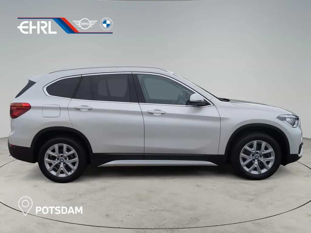 BMW X1 sDrive20i Sport Line Sport Line | AHK RFK BT 09/2018-photo-5