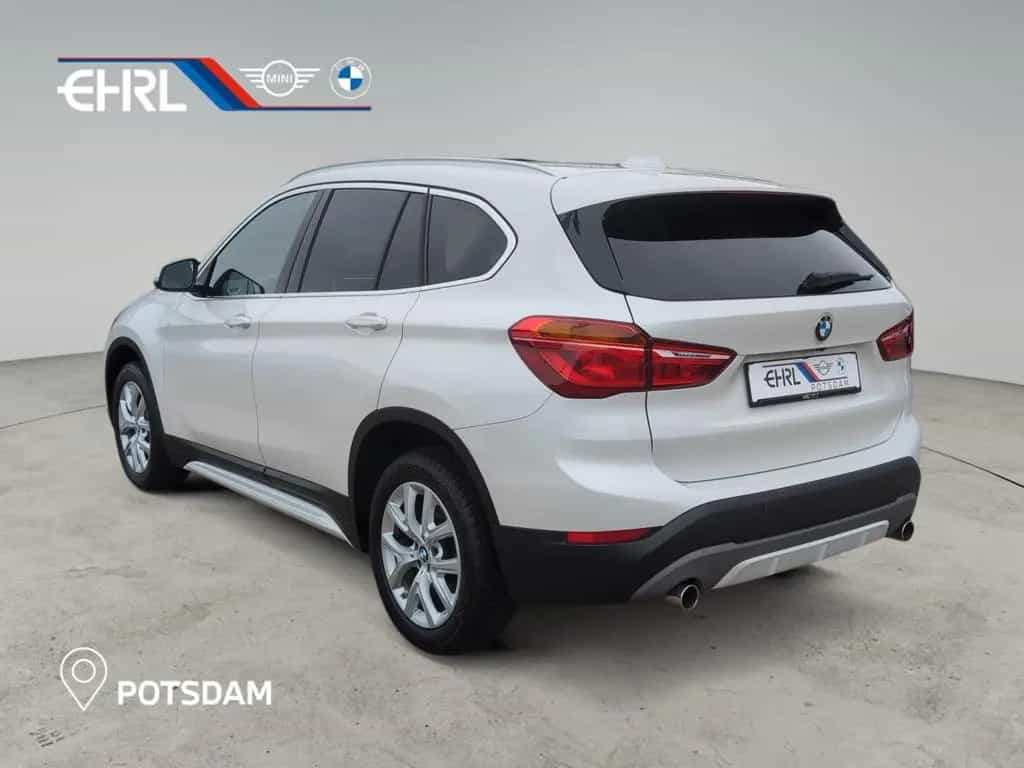 BMW X1 sDrive20i Sport Line Sport Line | AHK RFK BT 09/2018-photo-6