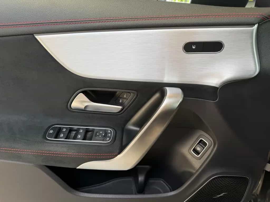 Mercedes-Benz CLA 35 AMG Shooting Brake CLA Shooting Brake AMG 35 4Matic Pano Burmeister 03/2021-photo-24