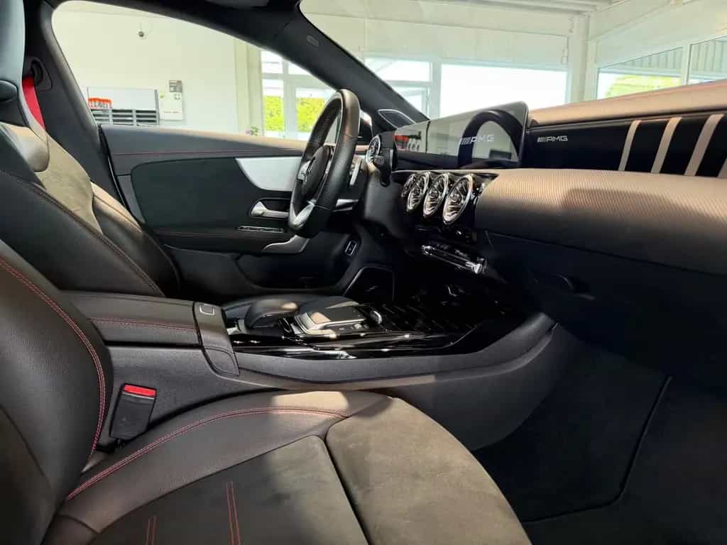 Mercedes-Benz CLA 35 AMG Shooting Brake CLA Shooting Brake AMG 35 4Matic Pano Burmeister 03/2021-photo-8