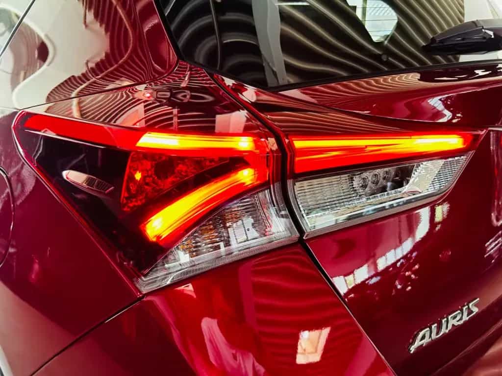 Toyota Auris Team D *Kamera*Shz*Tempomat* 09/2018-photo-11