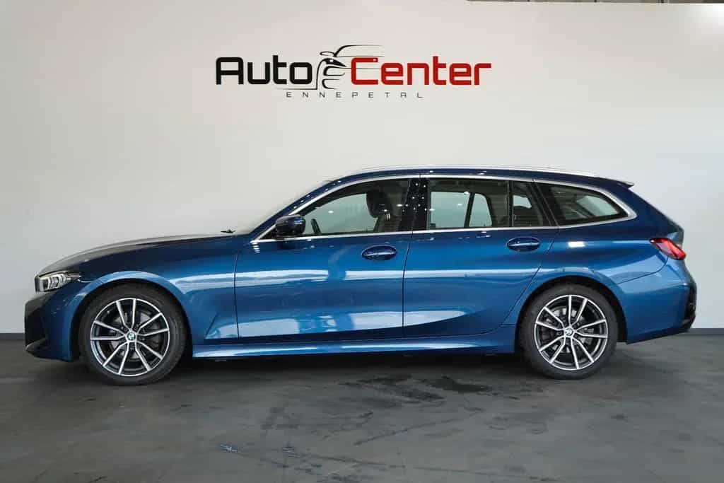 BMW 320 Touring 320 d*KAM*NAV*SHZ*Sport*LED* 04/2023-photo-2