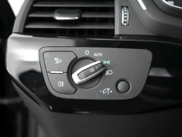 Audi A4 AVANT TFSI SPORT S-TRONIC+NAVI+RÜCKFAHRKAMERA 06/2018-photo-16