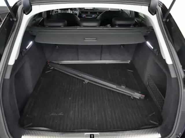 Audi A4 AVANT TFSI SPORT S-TRONIC+NAVI+RÜCKFAHRKAMERA 06/2018-photo-7