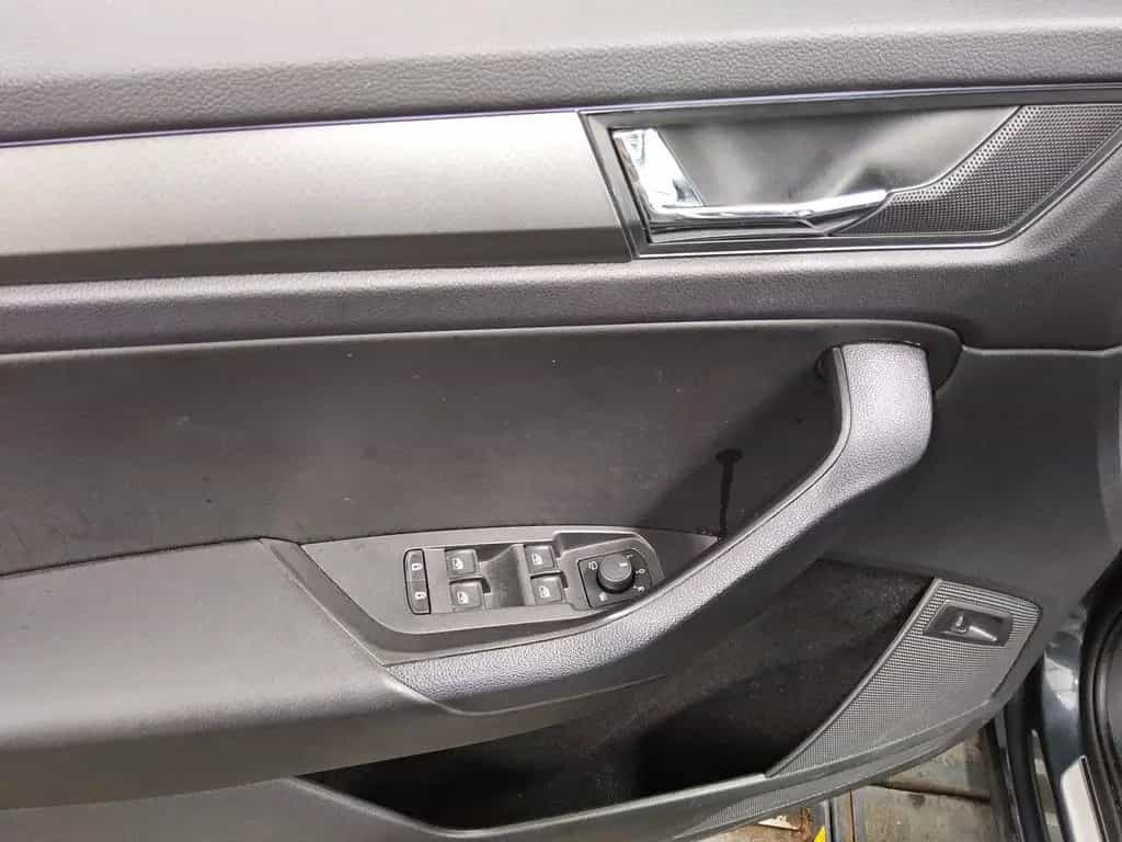 Skoda Kodiaq 2.0 TSI Clever Navi LED Pano vc Kamera 03/2021-photo-9