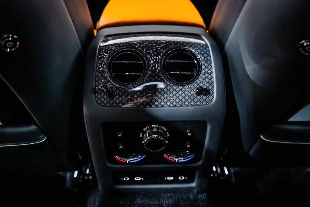 Rolls-Royce Ghost Black Badge - Shooting Star - Rear Theatre 02/2025-photo-19