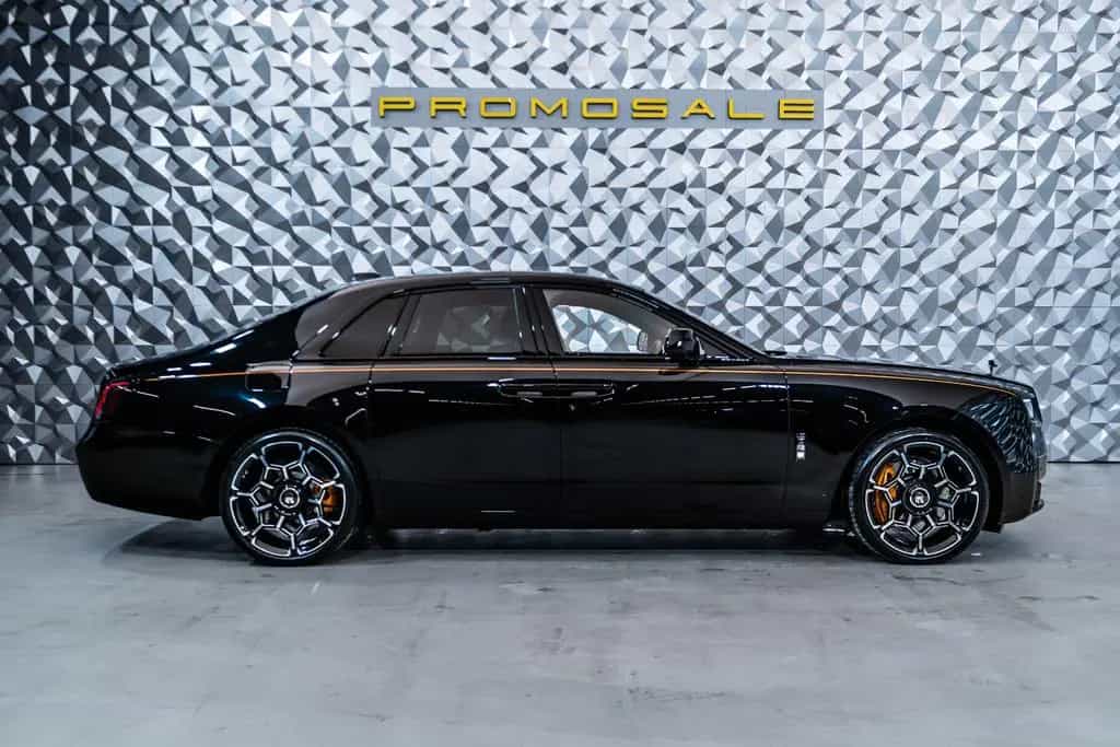 Rolls-Royce Ghost Black Badge - Shooting Star - Rear Theatre 02/2025-photo-5