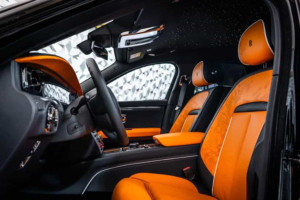 Rolls-Royce Ghost Black Badge - Shooting Star - Rear Theatre 02/2025-photo-9