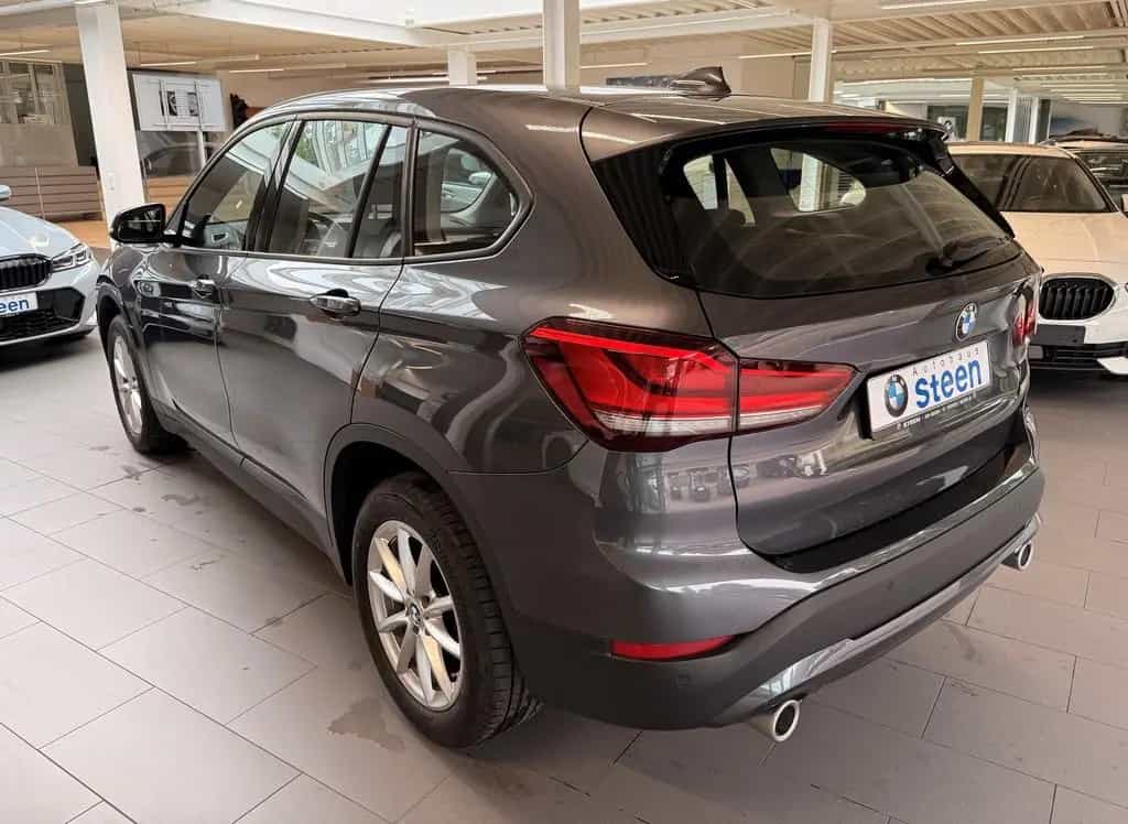 BMW X1 sDrive18d Aut. Advantage 02/2022-photo-10