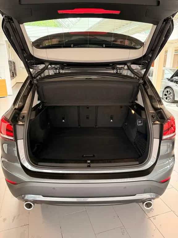 BMW X1 sDrive18d Aut. Advantage 02/2022-photo-12
