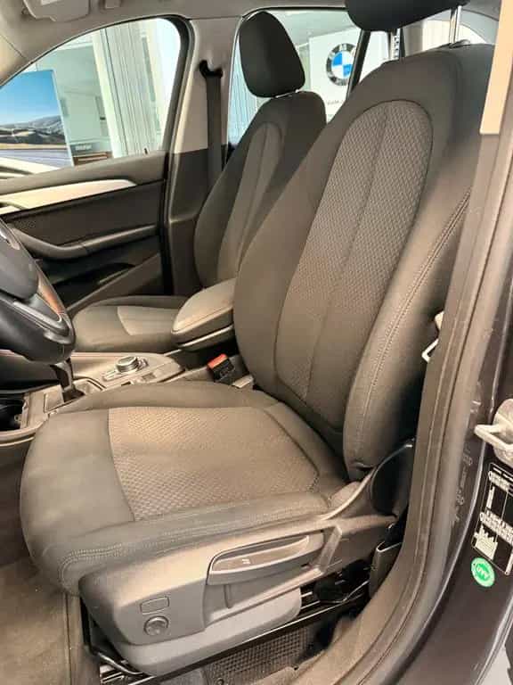 BMW X1 sDrive18d Aut. Advantage 02/2022-photo-4