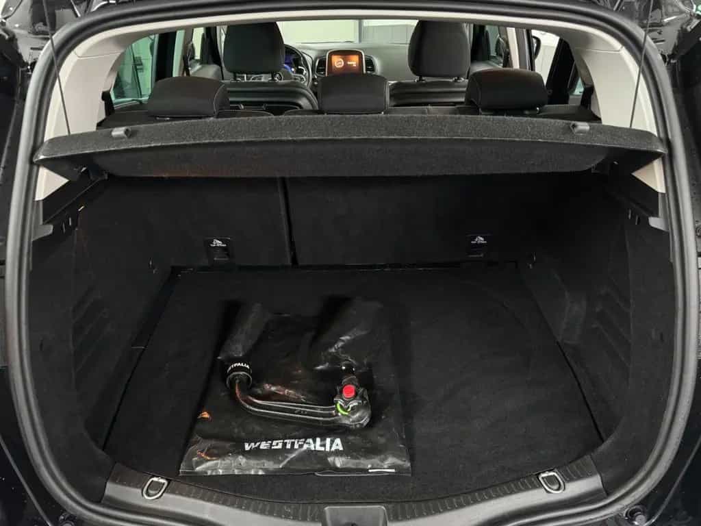 Renault Scenic IV 1.3 TCe Limited Kamera LED BT Navi AHK 12/2018-photo-24