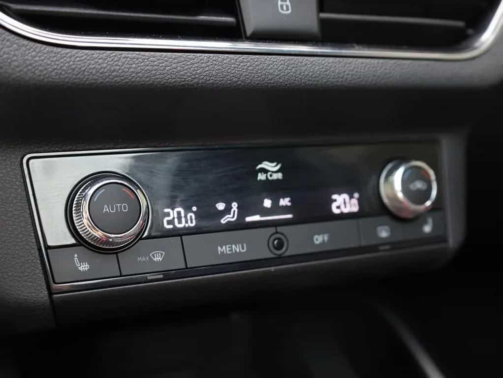 Skoda Kamiq Monte Carlo*CarPlay*ACC*Virtual*Pano*18" 12/2021-photo-22