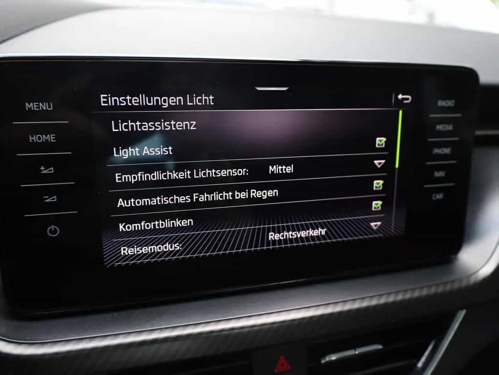 Skoda Kamiq Monte Carlo*CarPlay*ACC*Virtual*Pano*18" 12/2021-photo-26