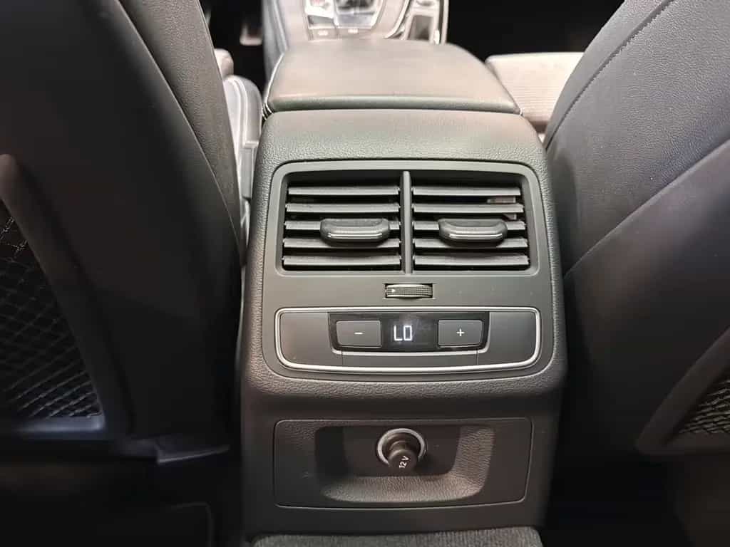 Audi A4 Avant quattro sport S-line Pano AHK MatrixLED 01/2018-photo-23