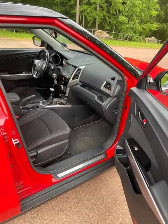 Ssangyong Tivoli 1.6 e-XDi 160  4WD 02/2018-photo-4