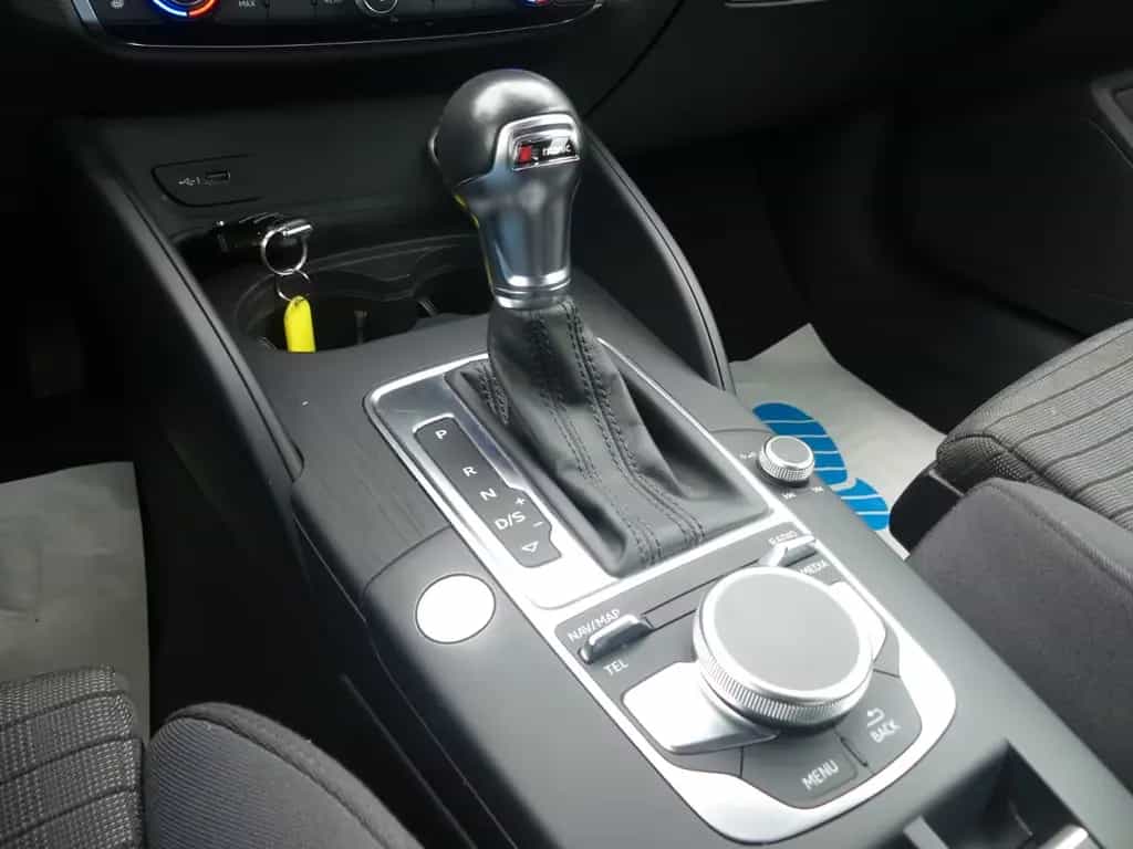 Audi A3 Cabriolet 35 TFSI sport Navi*SHZ*Bluetooth 03/2019-photo-14